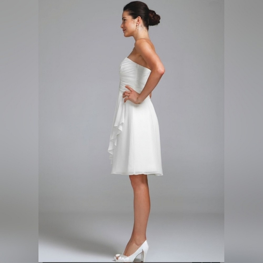 David's Bridal White Crinkle Chiffon Wedding Dress – Size 2 - Picture 3 of 17